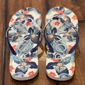 Roxy size 5 sandals